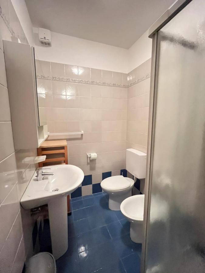 Apartment Blu Residence リニャーノ・サッビアドーロ エクステリア 写真